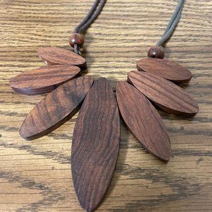 ZAD Brown Wood Petal Collar Necklace